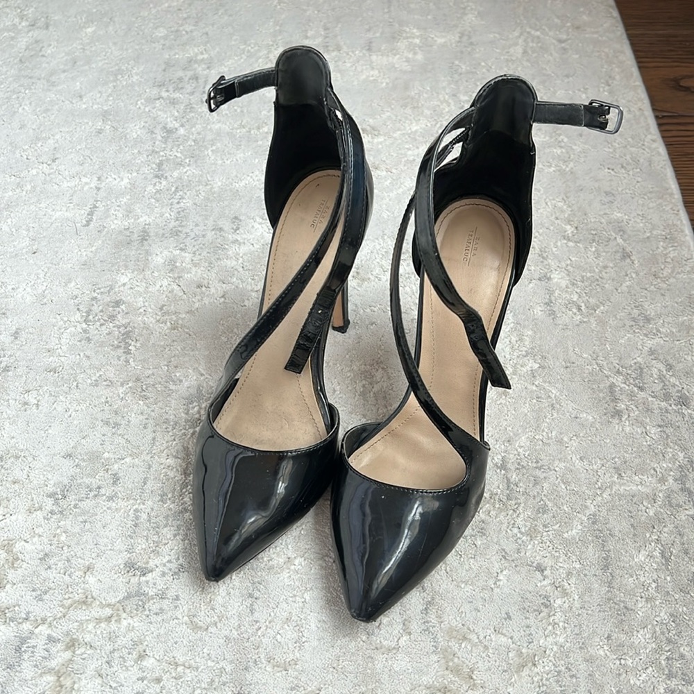 Zara Trafaluc Heels Black Size 8